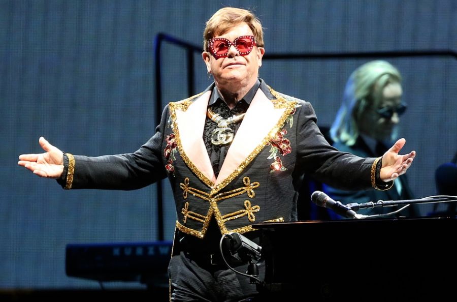 elton-john-live-2019-b-billboard-1548.jpg
