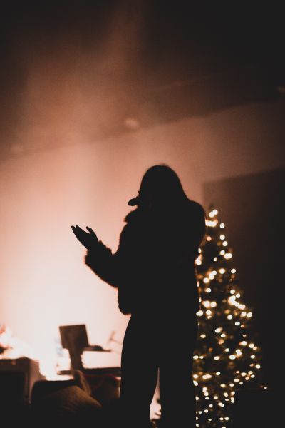 isaac-martin-UMgYnaWuV3M-unsplash.jpg